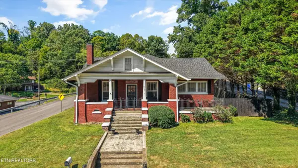 518 N Main Street St, Clinton, TN 37716