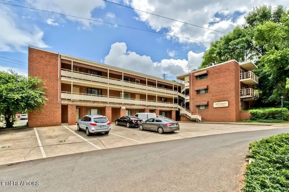 1800 Terrace Ave #1, Knoxville, TN 37916 - #1