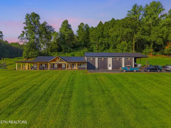 123 Raccoon Valley Rd, Maynardville, TN 37807