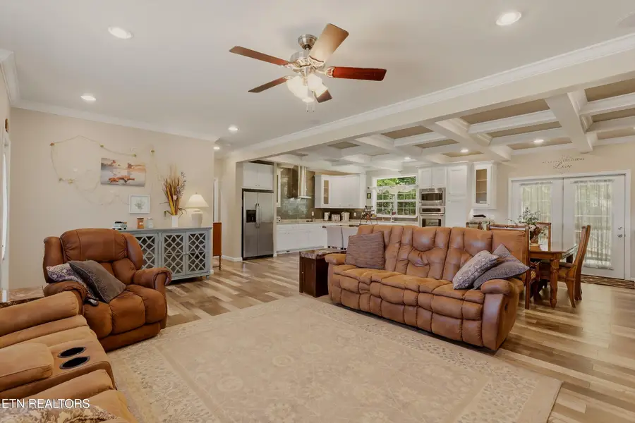 3926 Roberts Rd, Corryton, TN 37721 - #3