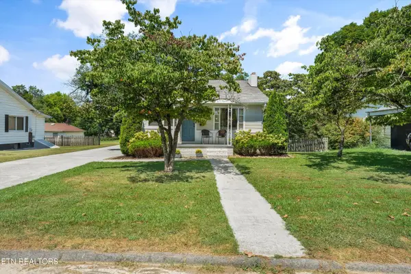 879 Birch St, Alcoa, TN 37701