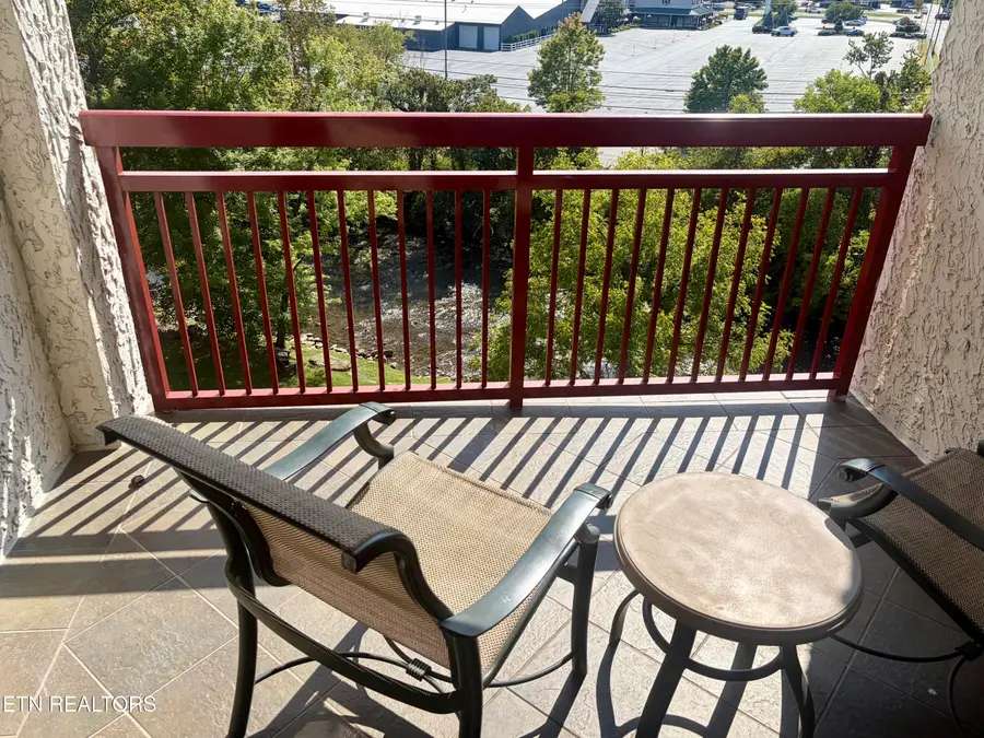212 Dollywood Lane #UNIT 445, Pigeon Forge, TN 37863 - #3