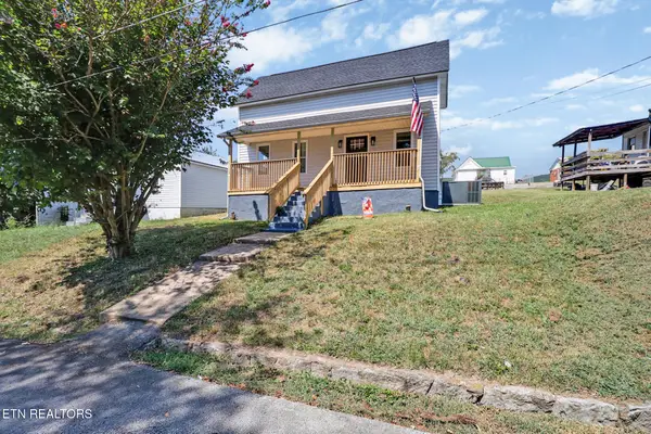 213 Birch St., Harriman, TN 37748