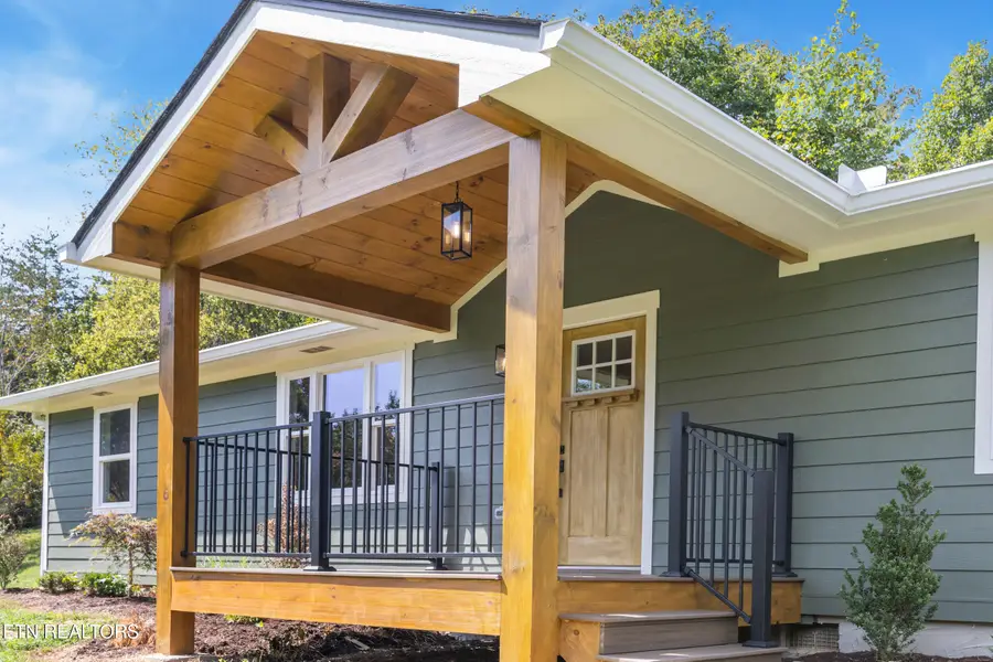 464 Satterfield Rd, Luttrell, TN 37779 - #3