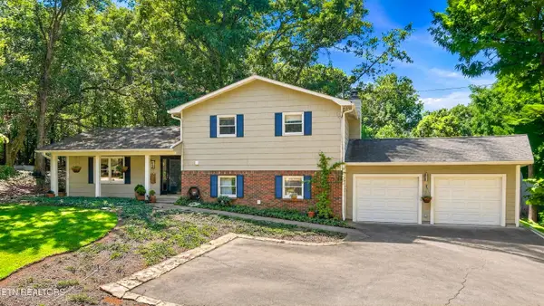 809 Virginia Drive, Maryville, TN 37803