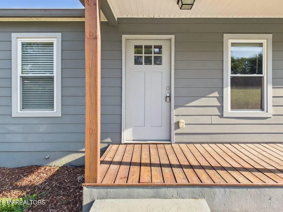 23 E Martin St, Englewood, TN 37329 - #2