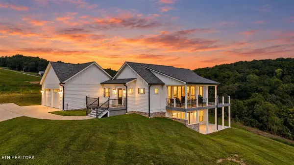 244 Laikens Way, LaFollette, TN 37766