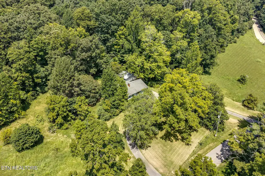 1309 Gamble Drive, Heiskell, TN 37754 - #2