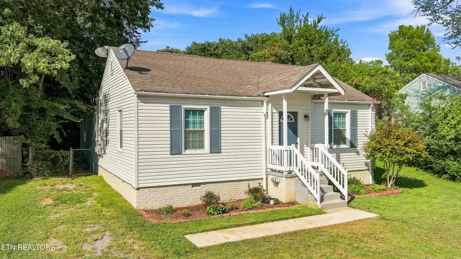 2340 Boxwood Lane, Knoxville, TN 37917 - #3