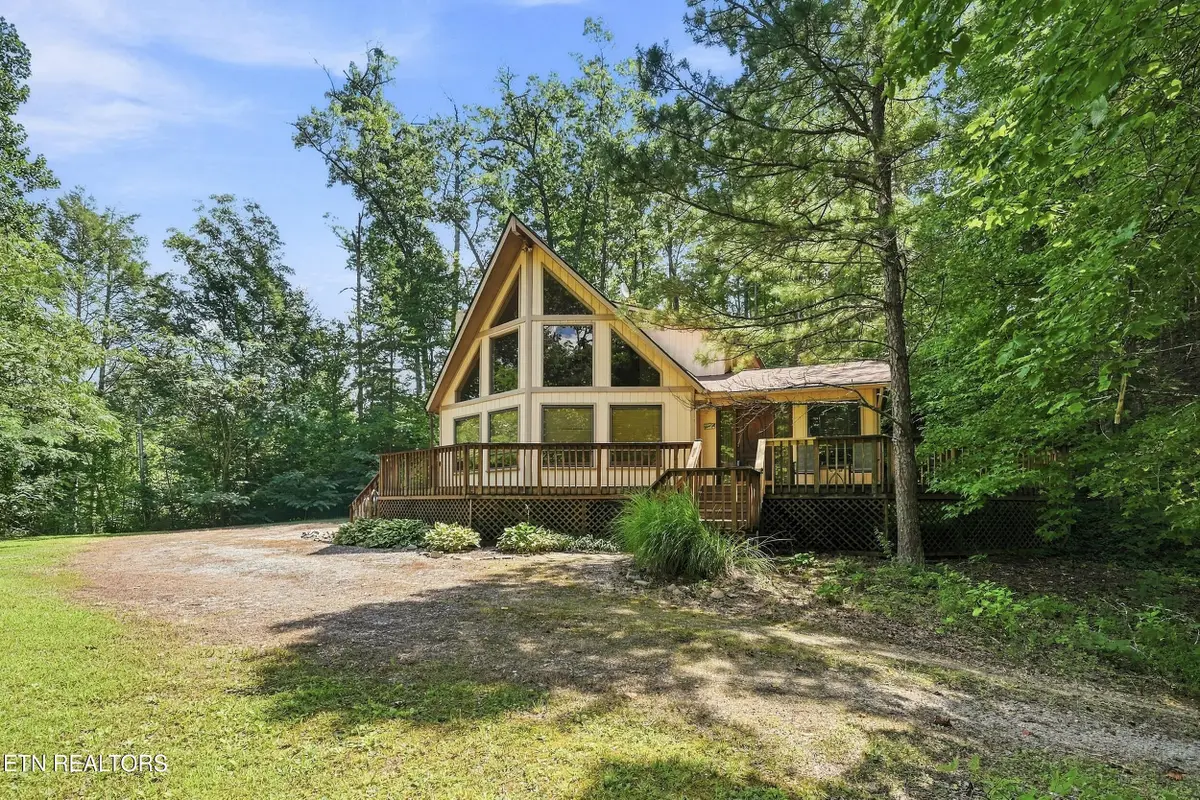 409 Jefferson Rd, Gatlinburg, TN 37738 - #1