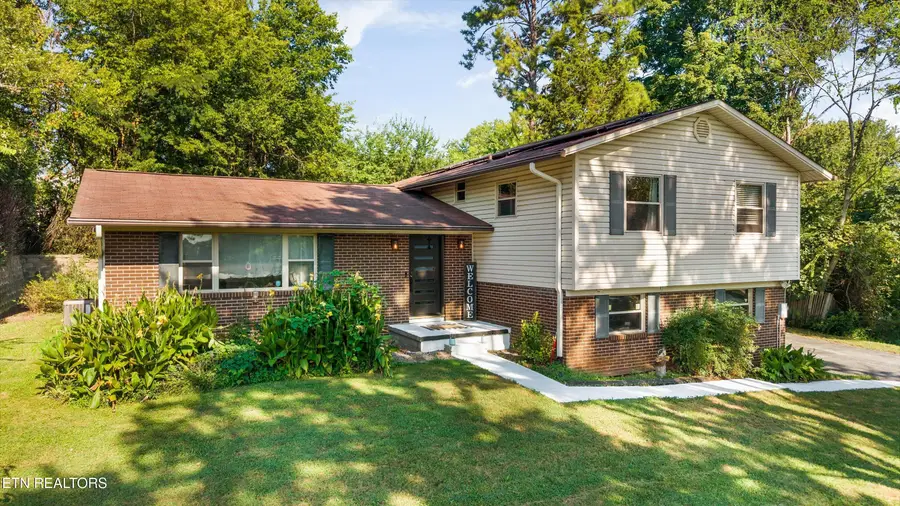 717 Schenley Rd, Knoxville, TN 37923 - #2