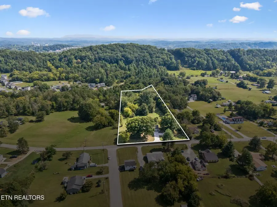 5962 Babelay Rd, Knoxville, TN 37924 - #3