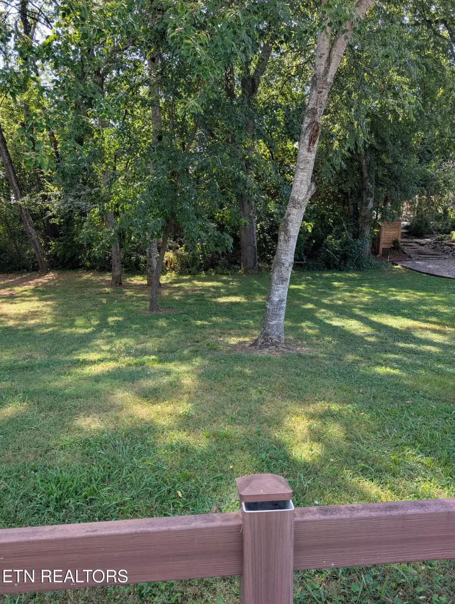 617 Davis Acres Drive, Maryville, TN 37804 - #2