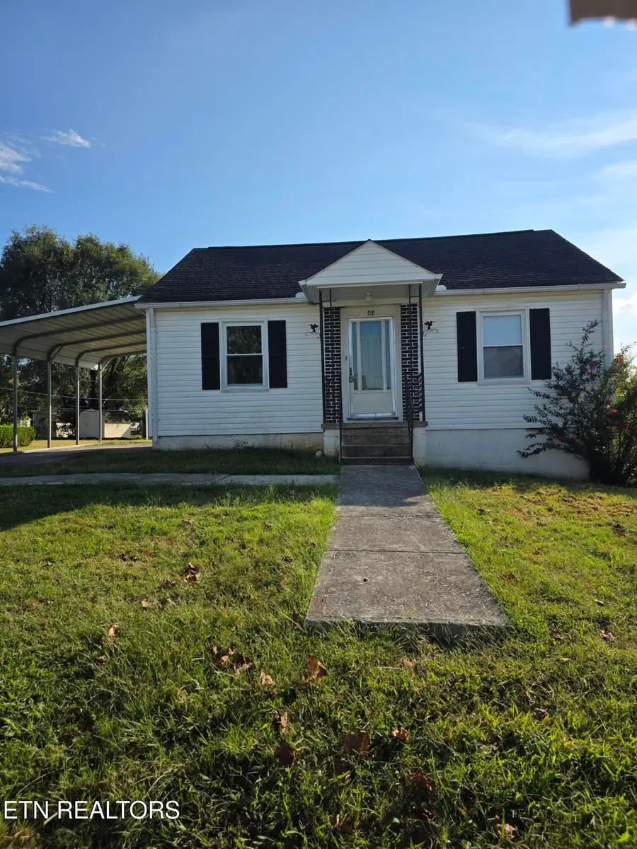 404 E 4th St, Lafollette, TN 37766 - #2