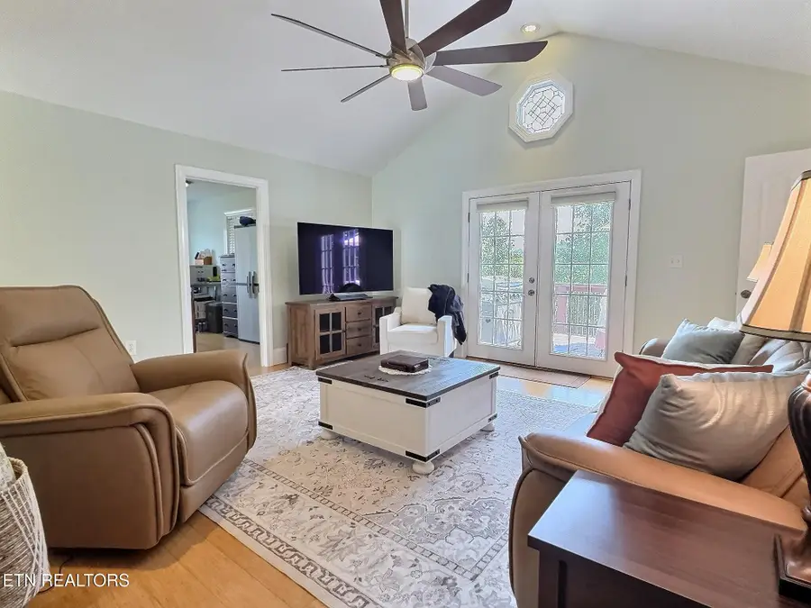 430 Bluff Trace, Jacksboro, TN 37757 - #2