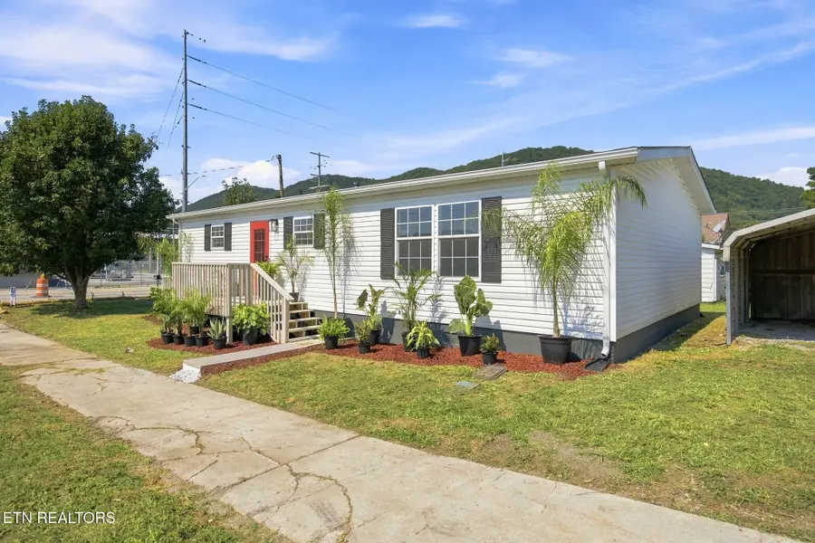 200 N Indiana Ave, Lafollette, TN 37766 - #2