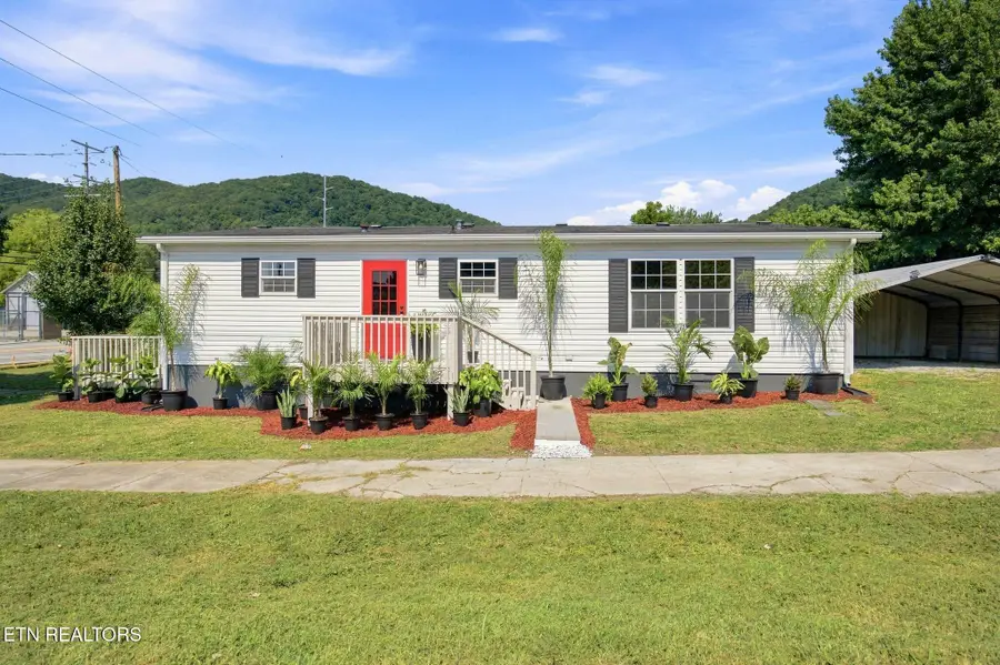 200 N Indiana Ave, Lafollette, TN 37766 - #3