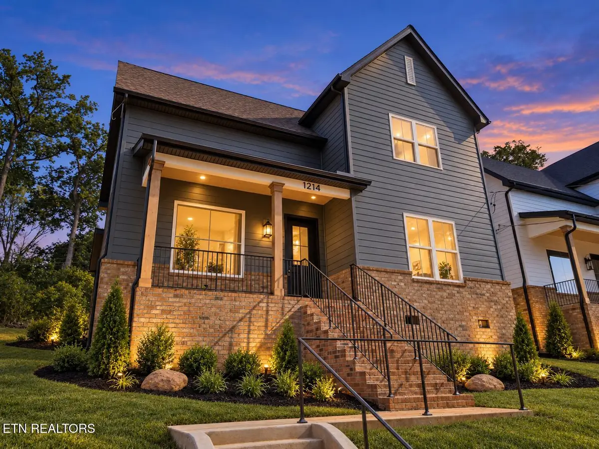 1214 Valley Ave, Knoxville, TN 37920 - #1