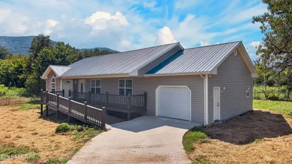 3806 Holders Grove Rd, Cosby, TN 37722
