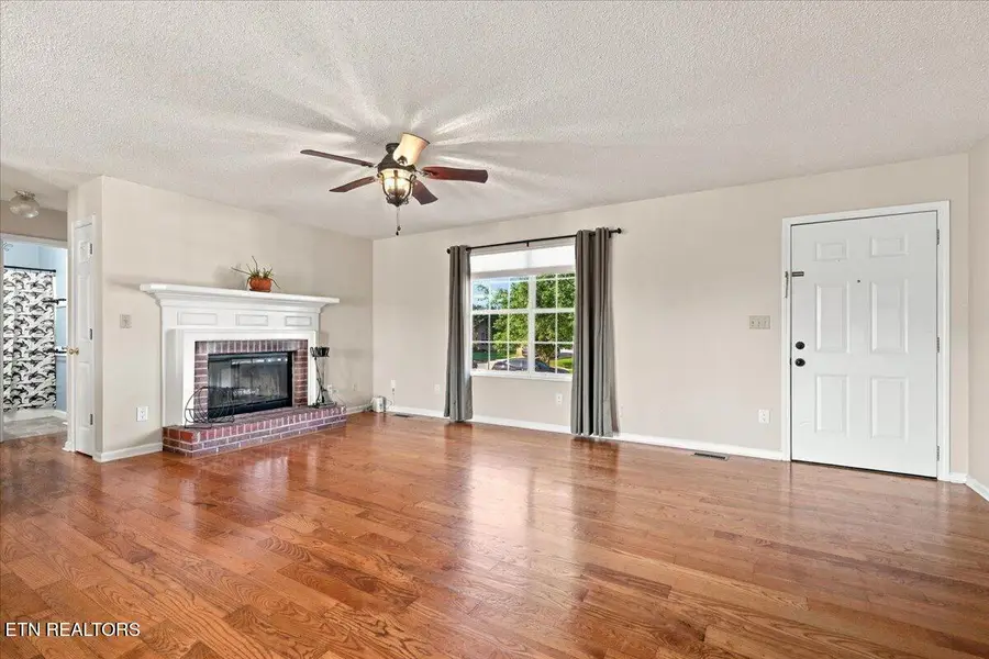 306 Woodsboro Lane, Maryville, TN 37804 - #3