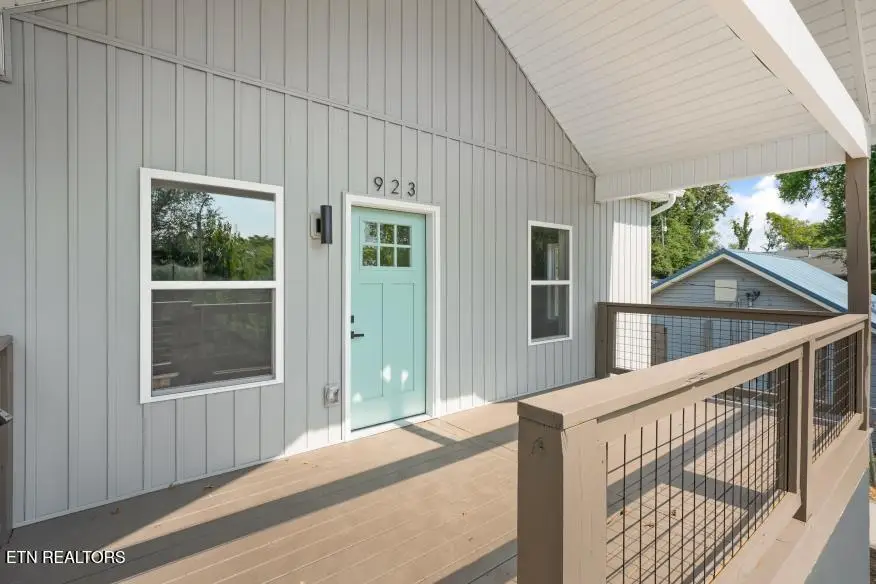 923 W Oak Hill Ave, Knoxville, TN 37921 - #2