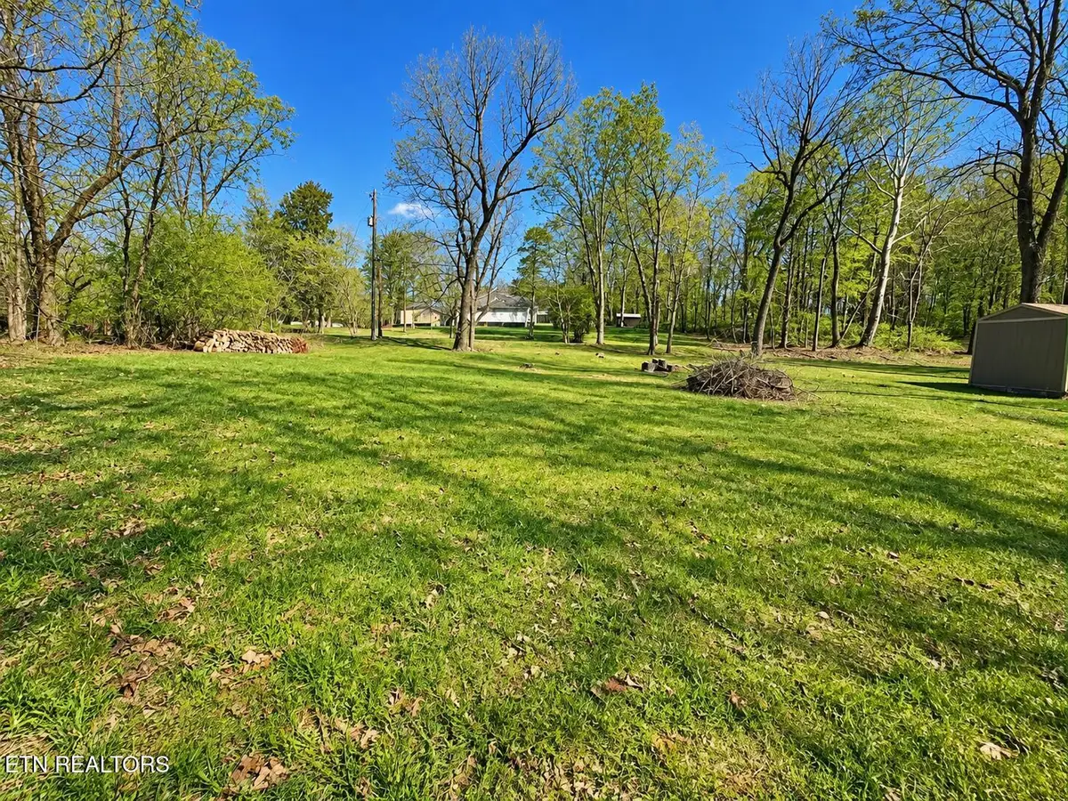 1715 Ellistown Rd, Knoxville, TN 37924 - #1