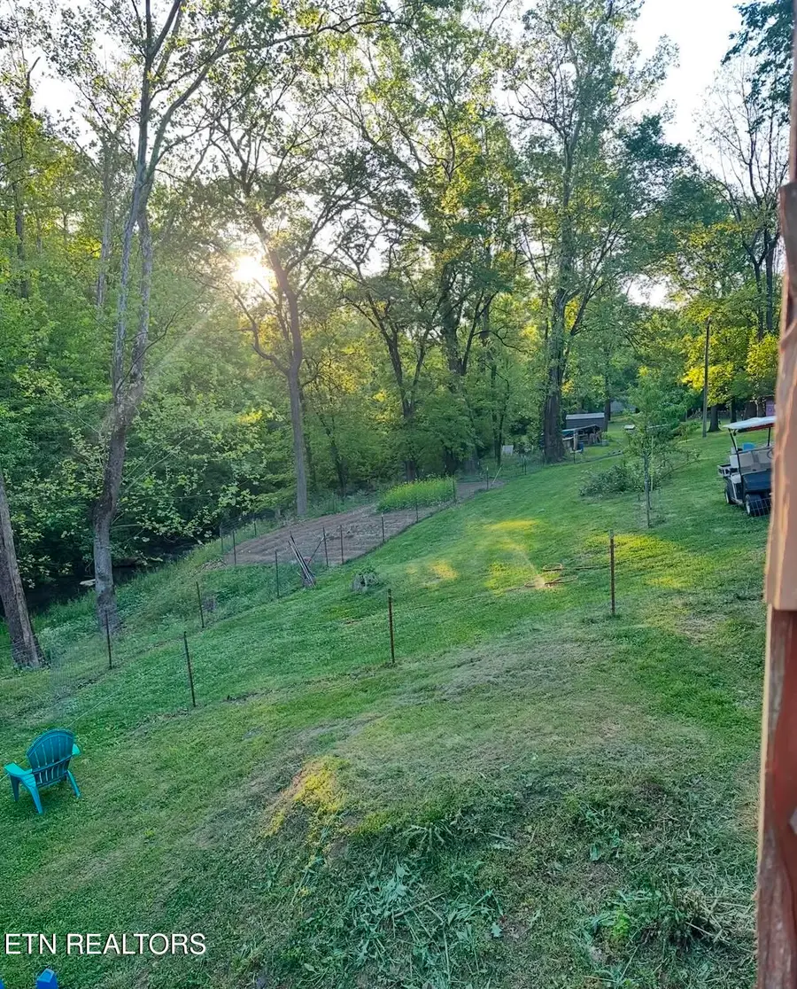 1715 Ellistown Rd, Knoxville, TN 37924 - #2