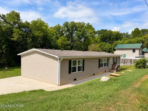 1980 Martel Rd, Lenoir City, TN 37772