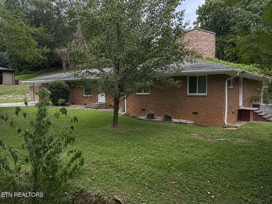 5800 Fountain Rd, Knoxville, TN 37918 - #3
