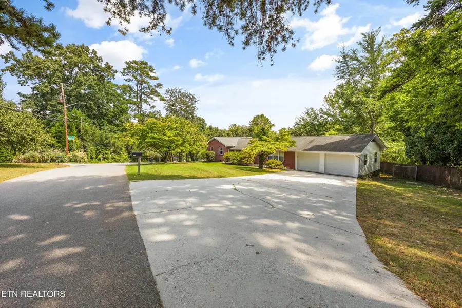 4418 NE Garden, Knoxville, TN 37918 - #3