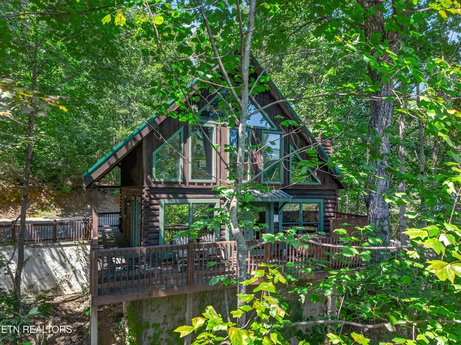 550 Wildwood Forest Way #UNIT 5, Sevierville, TN 37876 - #3