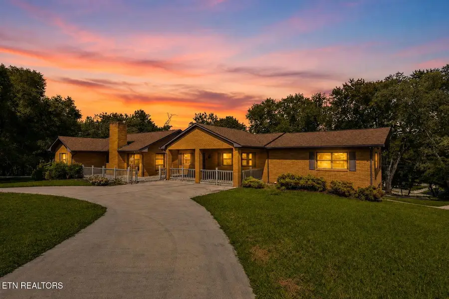 505 Claiborne Rd, Lafollette, TN 37766 - #2