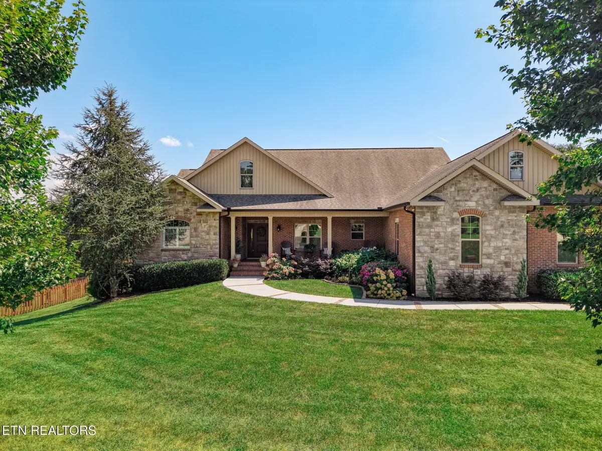 352 Illinois Ave, Seymour, TN 37865 - #1