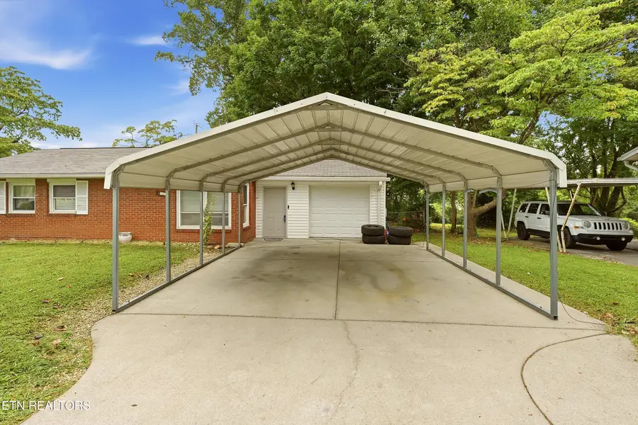 3720 Orangewood Rd, Knoxville, TN 37921 - #2