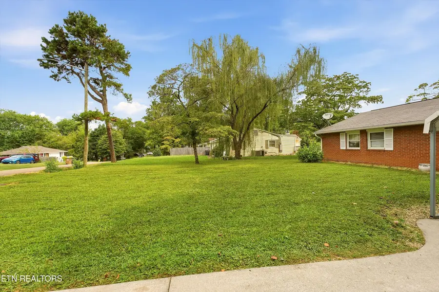 3720 Orangewood Rd, Knoxville, TN 37921 - #3