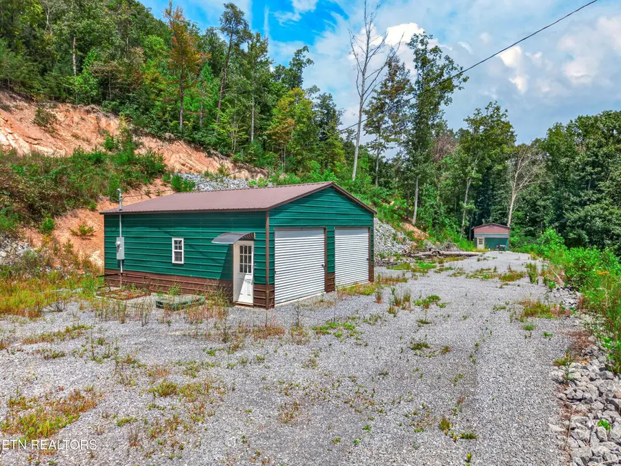 1016 Cloud Creek Rd, Rogersville, TN 37857 - #3