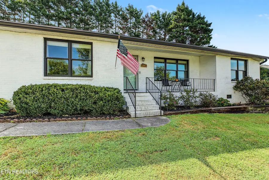 4208 Ingrid Drive, Maryville, TN 37801 - #2
