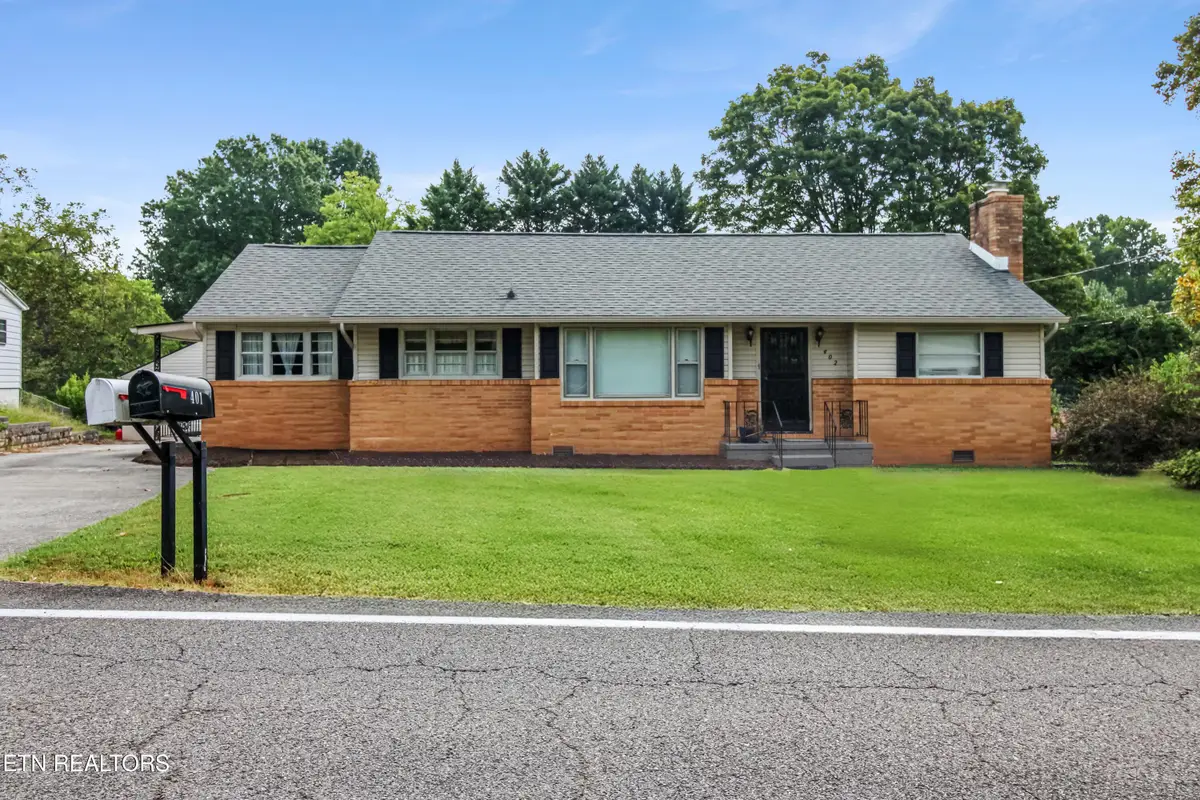 402 Stone Rd, Knoxville, TN 37920 - #1