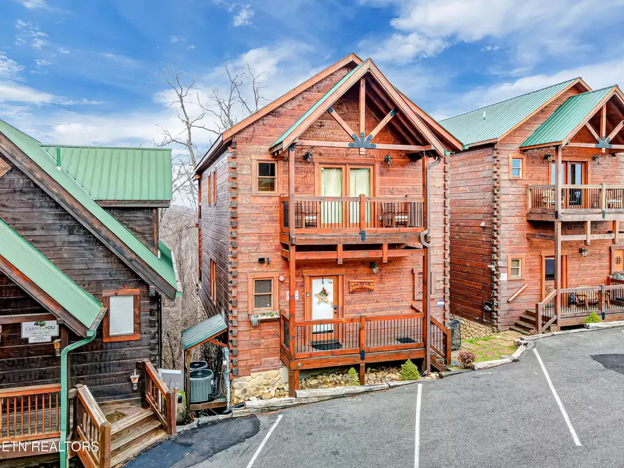 1253 Bear Cub Way, Gatlinburg, TN 37738 - #2