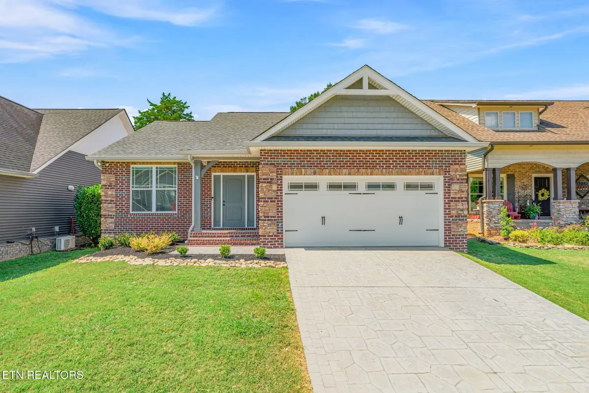 2721 Clay Top Lane, Knoxville, TN 37912 - #1