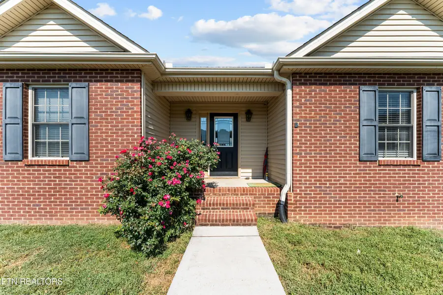 658 Stiner Rd, Sharps Chapel, TN 37866 - #2