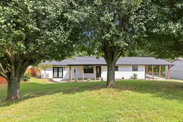 2004 Flagler Rd, Knoxville, TN 37912