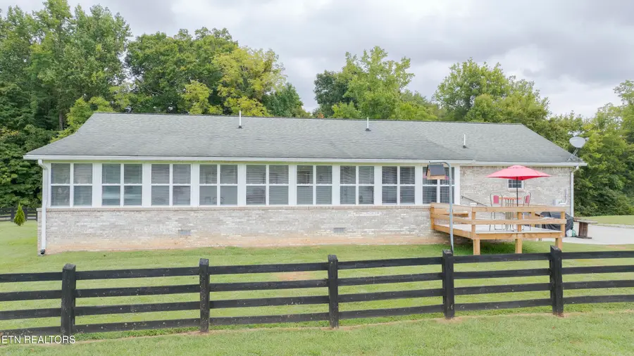 493 Sandtown Rd, Spring City, TN 37381 - #3