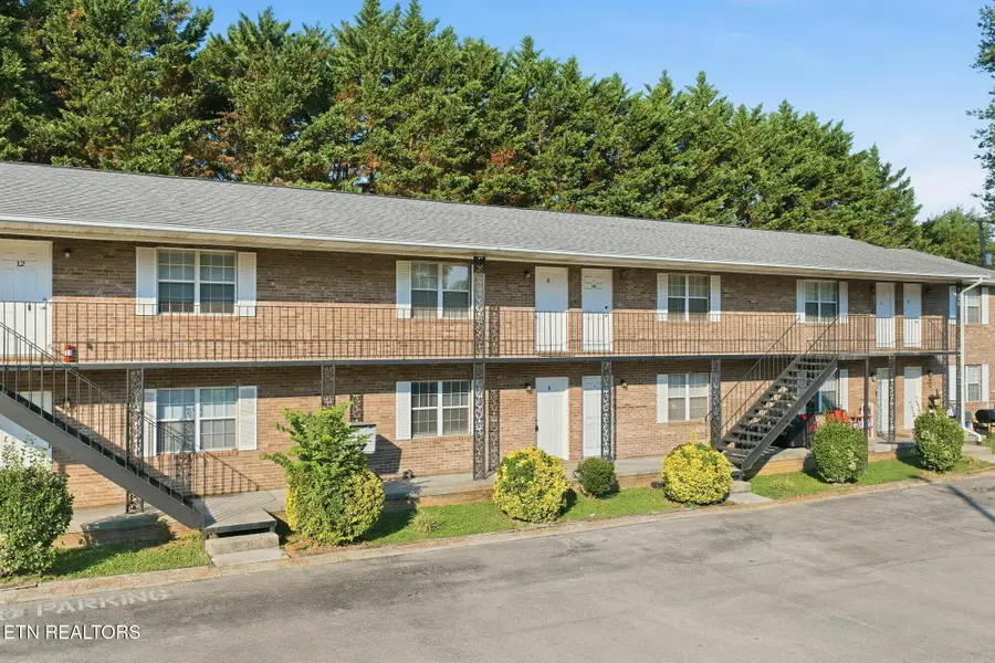 706 E Inskip Drive, Knoxville, TN 37912 - #2