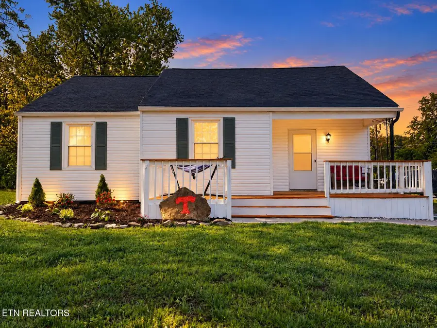 1906 Price Ave, Knoxville, TN 37920 - #2