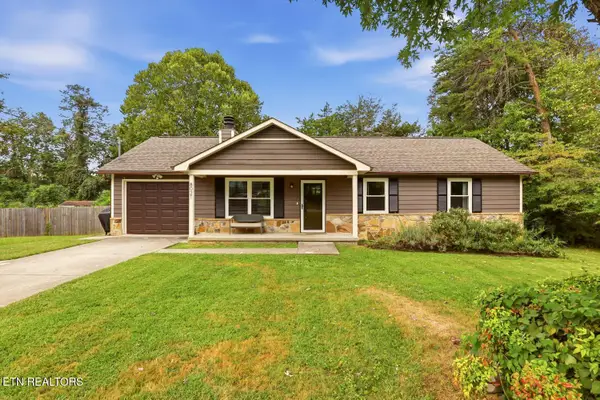8021 Wilnoty Drive, Knoxville, TN 37931
