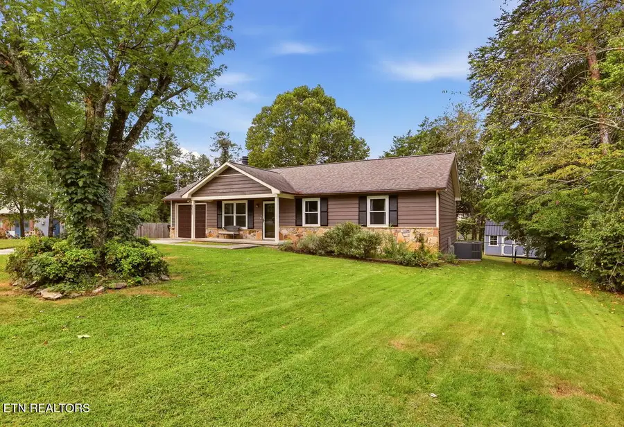 8021 Wilnoty Drive, Knoxville, TN 37931 - #2