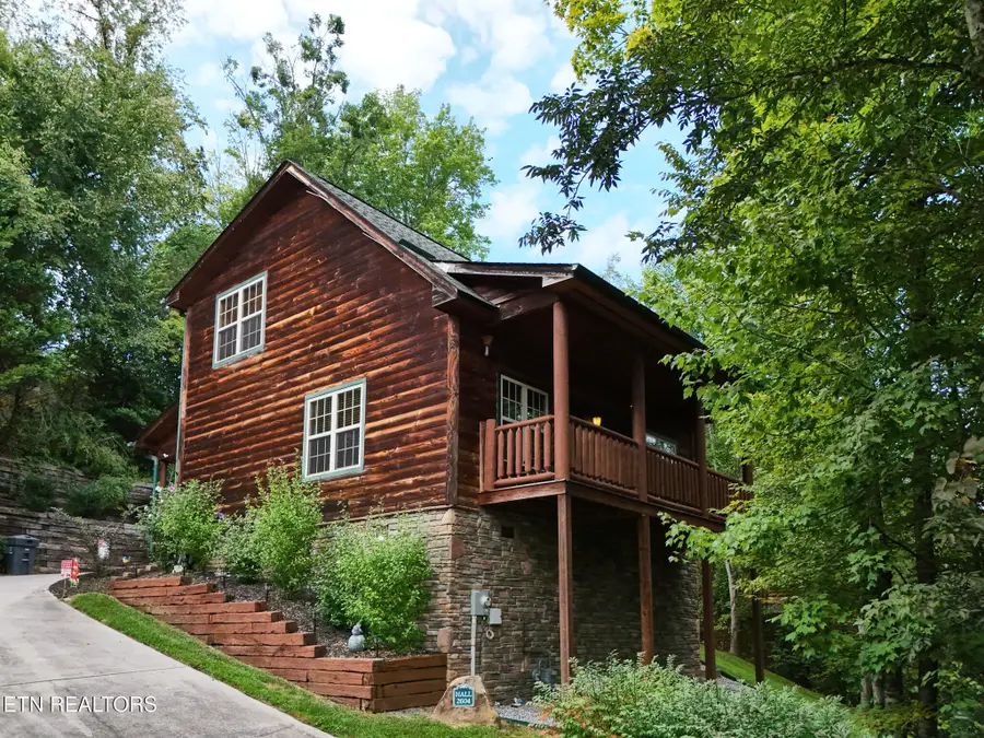 2604 Stonebrook Drive, Pigeon Forge, TN 37863 - #2