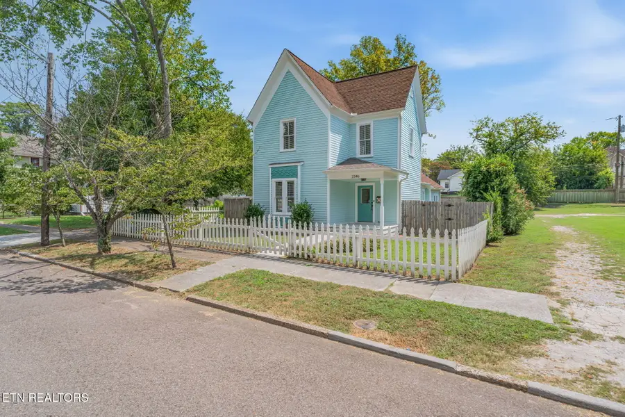 2346 Woodbine Ave, Knoxville, TN 37917 - #3