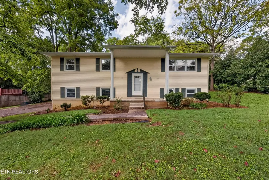 1213 April Drive, Knoxville, TN 37919 - #2